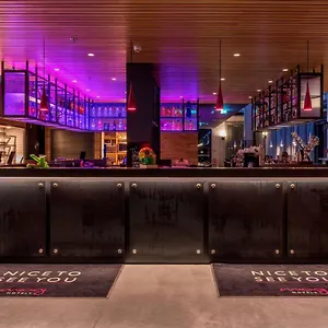 Moxy Frankfurt Airport Hotel Frankfurt am Main